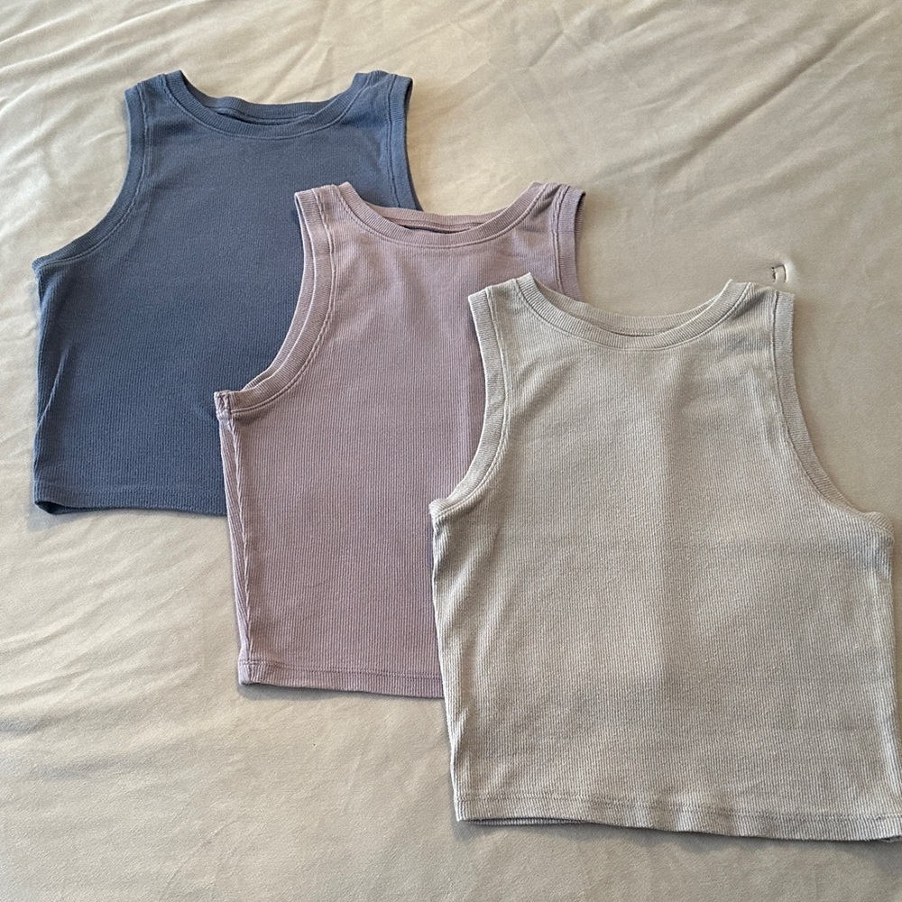 Hollister Must Have Collection high-neck ribbed tank tops
